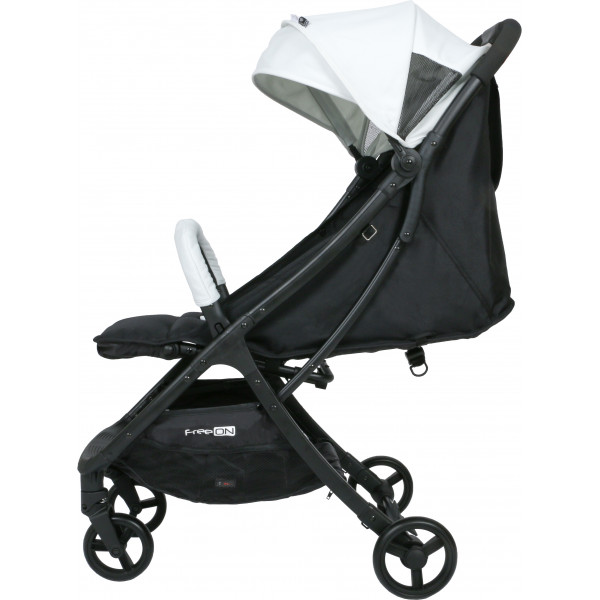 Коляска для дитини FreeON SOLO Pistachio-Black
